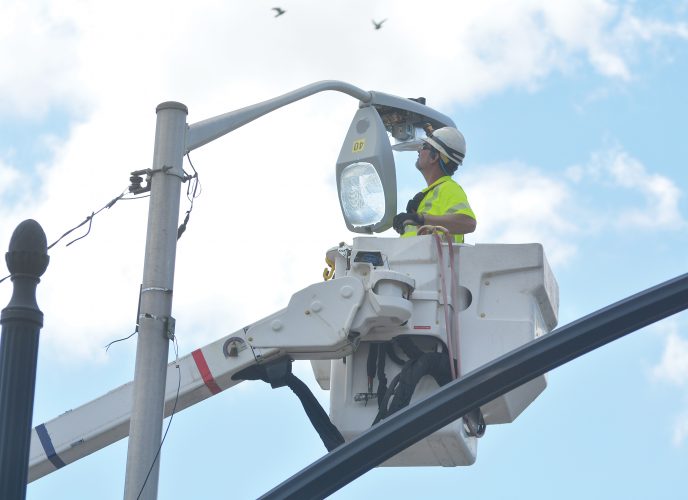 Street Light Repairs on Davis Avenue News, Sports, Jobs The